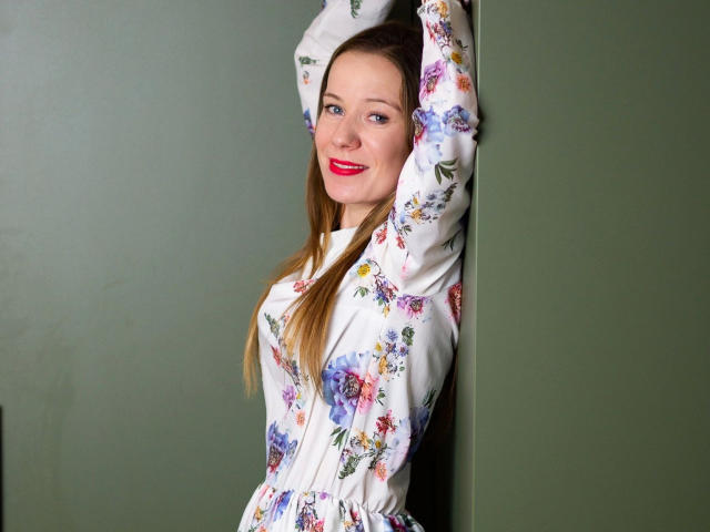 AmelieFox-hot - Live porn &amp; sex cam - 20554870