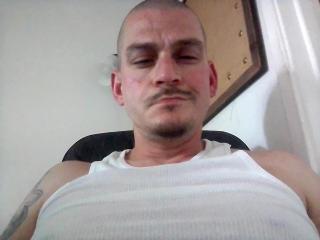 MrAprils - Live porn &amp; sex cam - 20556218