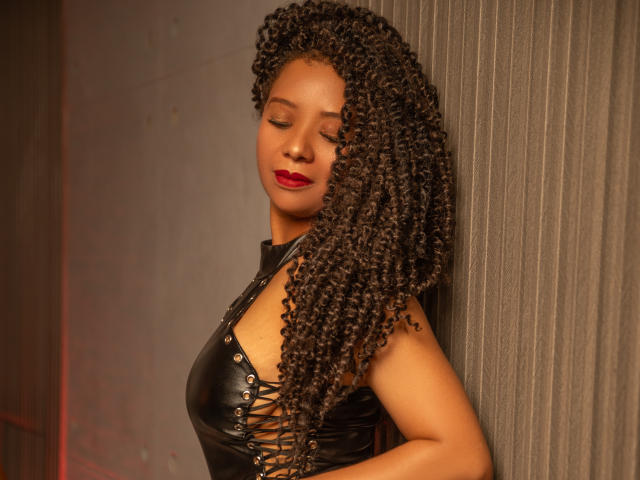 KenyaWatson - Live porn &amp; sex cam - 20556690