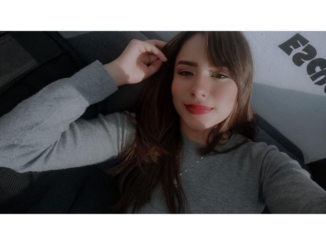 HollyWhite - Live porn &amp; sex cam - 20558490