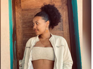 Sirina - Live porn &amp; sex cam - 20560970