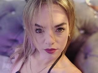 AvaMia - Live Sex Cam - 20564546