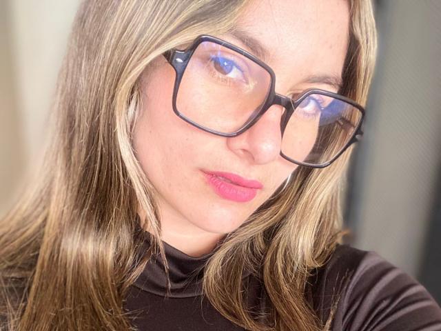 AtheneaRossi - Live porn &amp; sex cam - 20566150