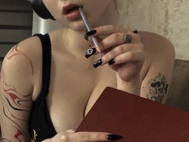 ValeriyaKiz - Camera khiêu dâm &amp; quyến rũ trực tiếp - 20575046