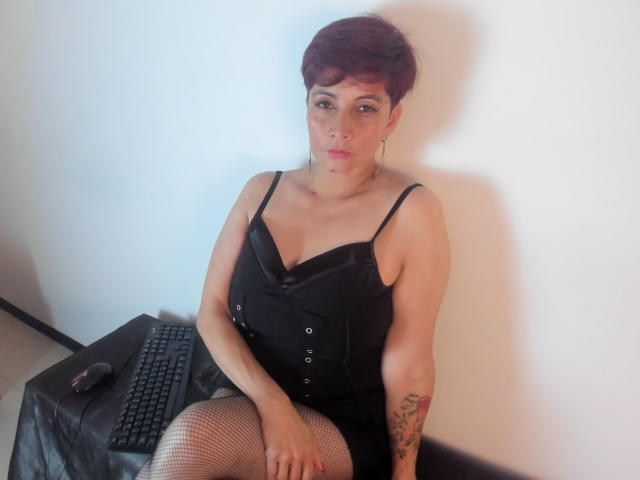 BettyGoodss - Live porn &amp; sex cam - 20581450