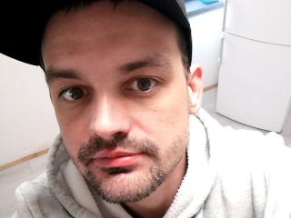 LustFreak - Live porn &amp; sex cam - 20581510