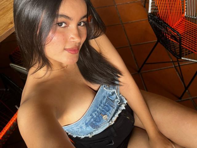 MiiaPalmer - Live sex cam - 20588130