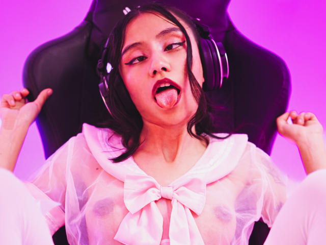 EvieGothel - Live porn &amp; sex cam - 20599294