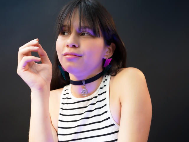 TiffanyHotBabe69 - Sexe cam en vivo - 20599690