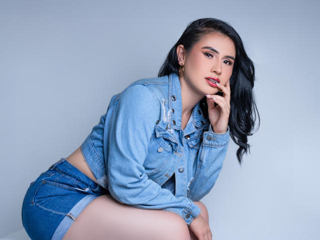 FrancheskaPierce - Live sexe cam - 20601702