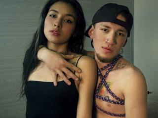 RoxxanAndWalter - Live porn &amp; sex cam - 20603670