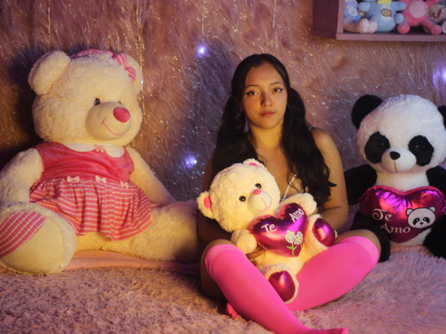 SofiaSmithS - Live porn &amp; sex cam - 20604886