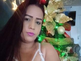 RosalieMorel - сексуальная веб-камера в реальном времени - 20606342