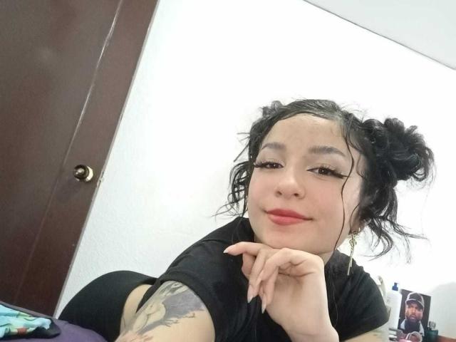 ValeriaClark - Live Sex Cam - 20609346