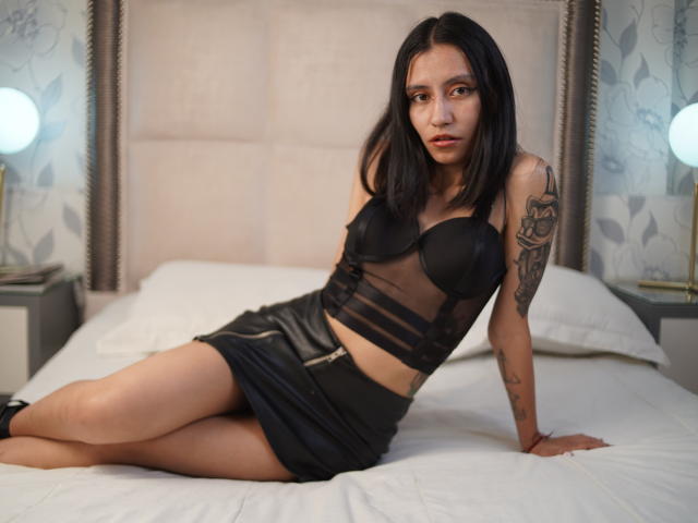EvieGothel - Sexe cam en vivo - 20610058