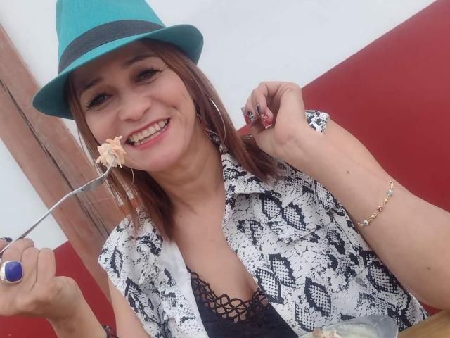 AgathaStone - Live porn &amp; sex cam - 20613522