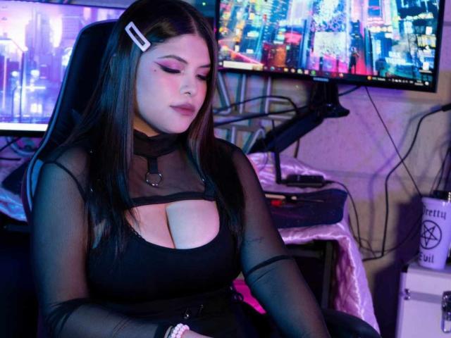 LuciaRobertz - Sexe cam en vivo - 20614306