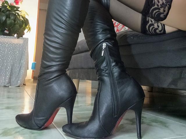 CharlizeLegs - Sexe cam en vivo - 20615114