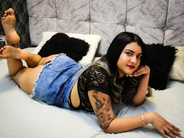 HelenPrada - Camera khiêu dâm &amp; quyến rũ trực tiếp - 20616782