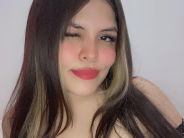 LuciaRobertz - Camera khiêu dâm &amp; quyến rũ trực tiếp - 20620362