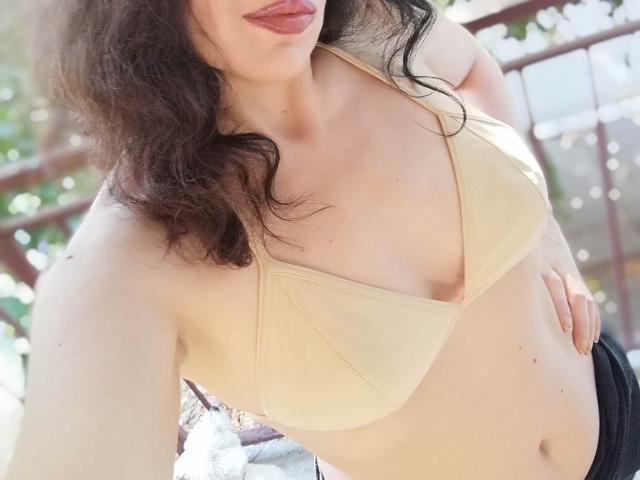 SaraLuaxy - Live porn &amp; sex cam - 20620930