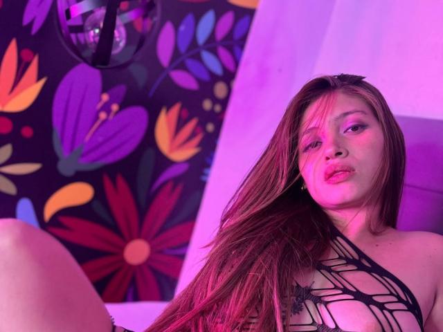 ValeryTomsonp - Sexe cam en vivo - 20621650