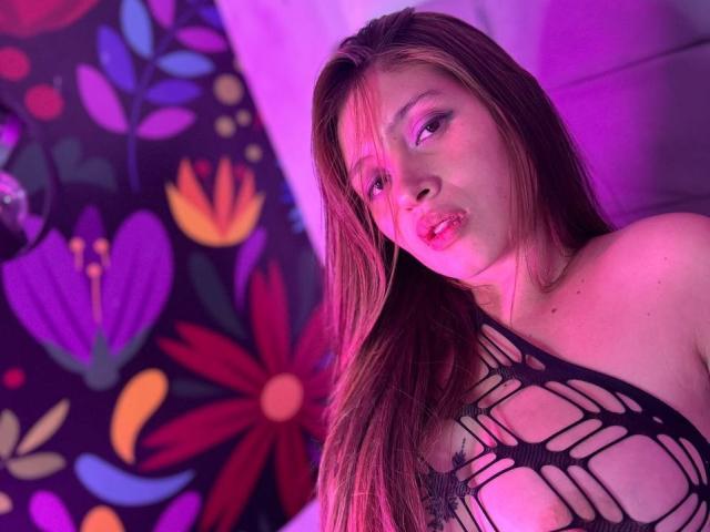 ValeryTomsonp - Live porn &amp; sex cam - 20621674