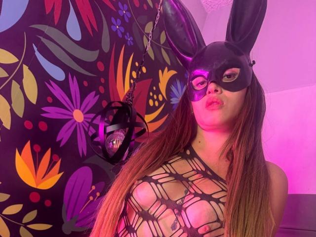 ValeryTomsonp - Live porn &amp; sex cam - 20621678