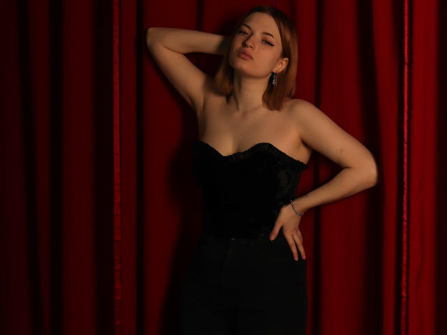 ElinaPearce - Live porn &amp; sex cam - 20622062