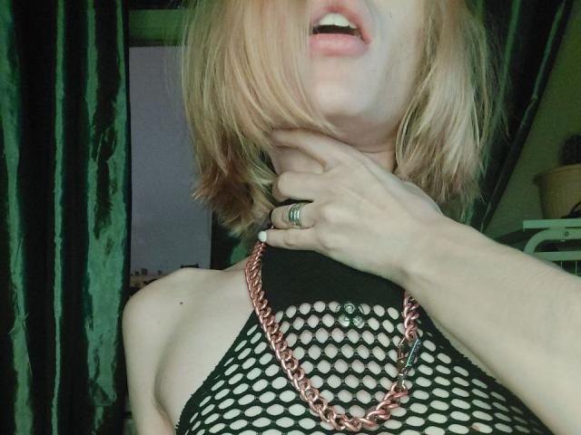 HonryEva - Élő pornó és szexkamera - 20624406