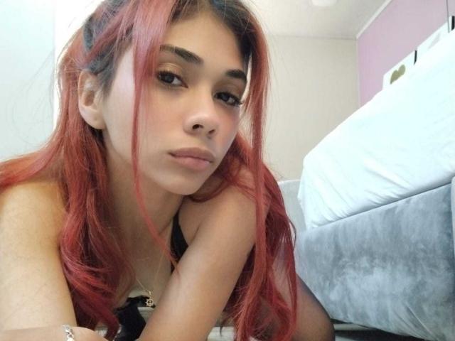 LaurenSimons - Live porn &amp; sex cam - 20627034