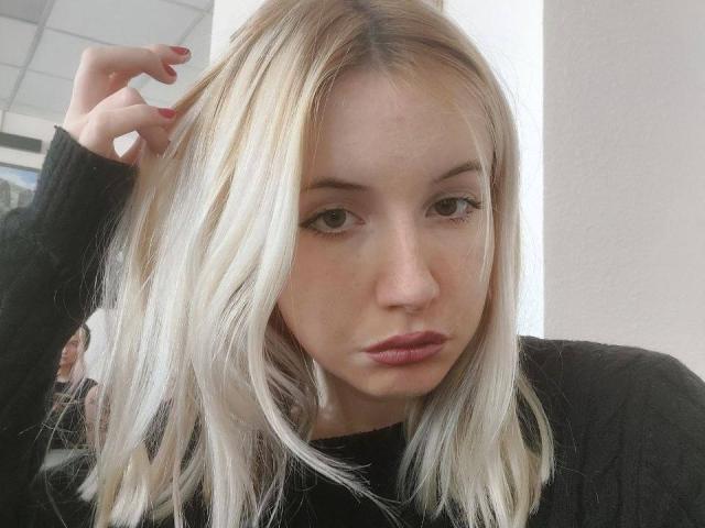 HoneyBannie - Live porn &amp; sex cam - 20627082