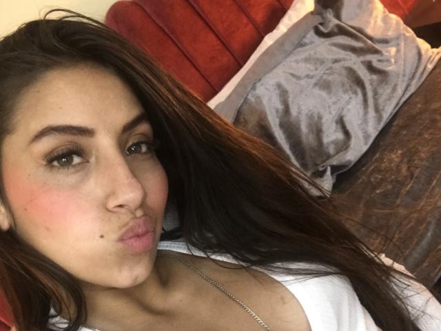 PaulettSmith - Live porn &amp; sex cam - 20628422