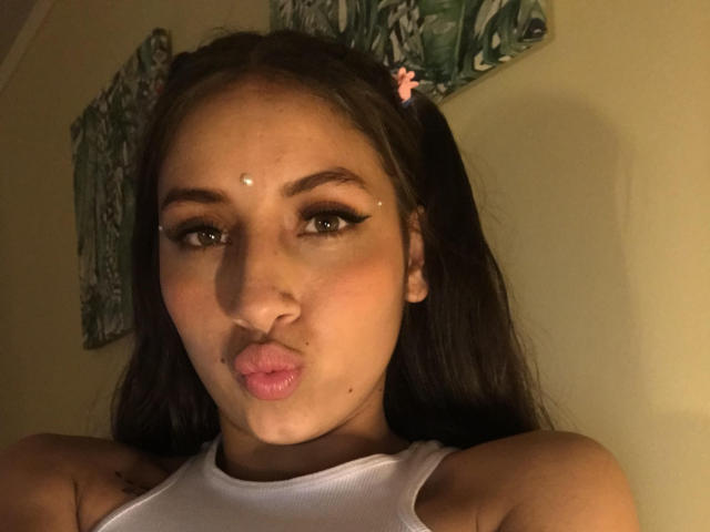 PaulettSmith - Live porn &amp; sex cam - 20628470