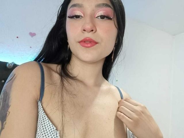 ValeriaClark - Élő pornó és szexkamera - 20635146