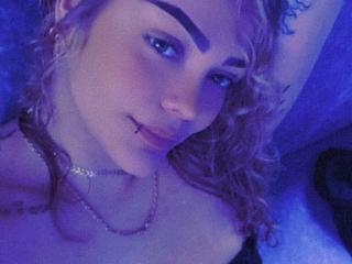 kyraX - Live porn &amp; sex cam - 20635698