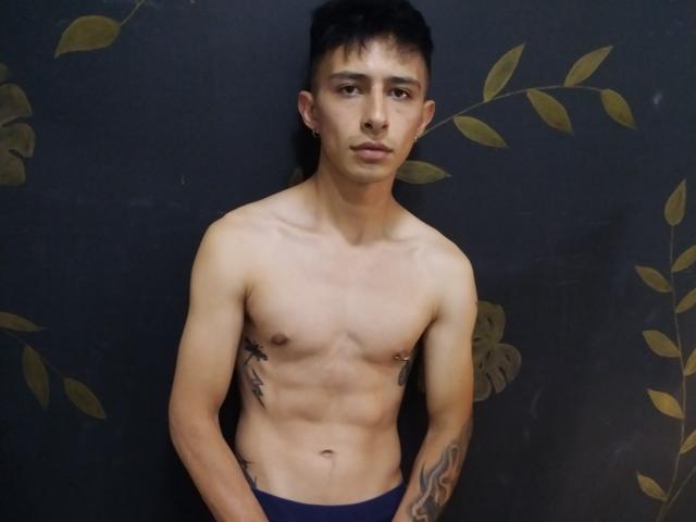 Sharkhammer - Live sex cam - 20636582