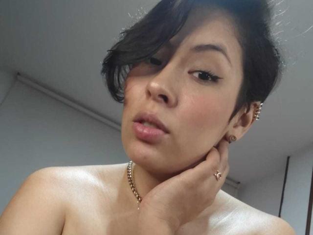 SophiiaDumont - ライブポルノ&amp;セックスカム - 20652742