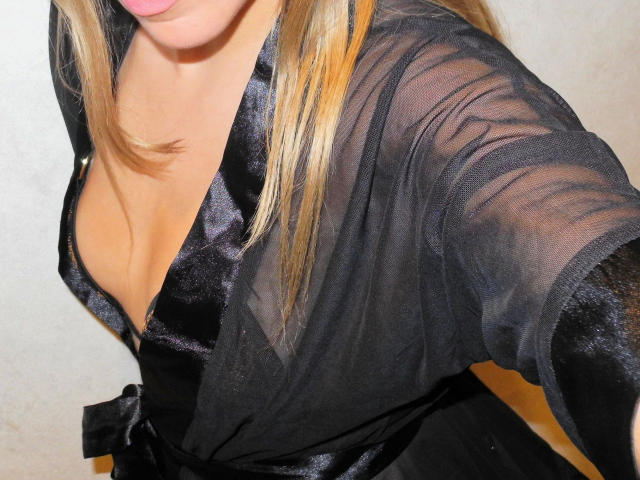 DivineEmily-hot - Live porn &amp; sex cam - 20653078