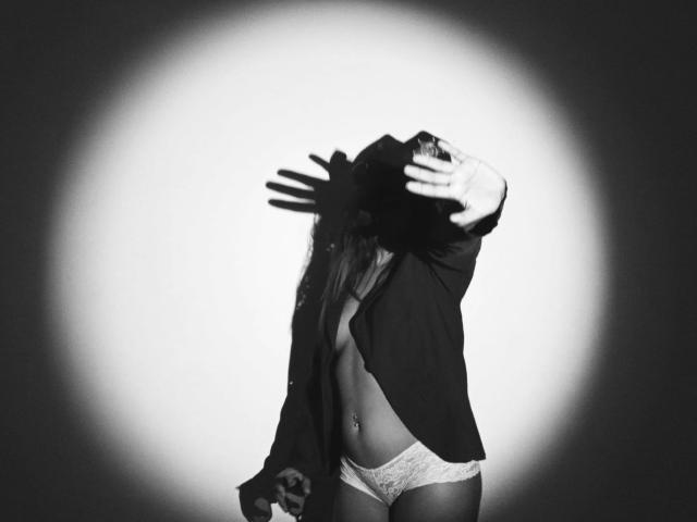 SaphiraFork - Live porn &amp; sex cam - 20653938