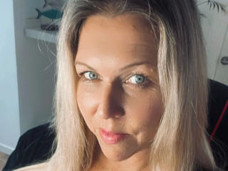 CurvyLola-hot - сексуальная веб-камера в реальном времени - 20654038