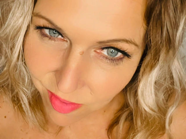 CurvyLola-hot - Live porn &amp; sex cam - 20654046