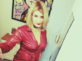 ValentineTrav69 - Live porn &amp; sex cam - 20668910