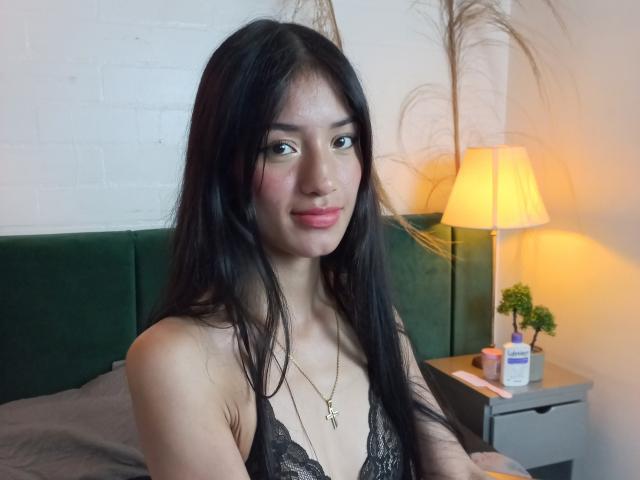 EvangeelinHills - Live porn &amp; sex cam - 20670930