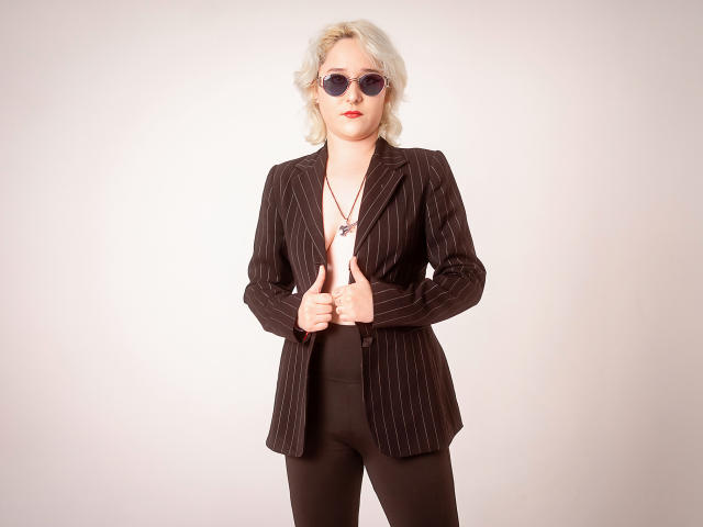 CrowlyeQ - Live porn &amp; sex cam - 20671194