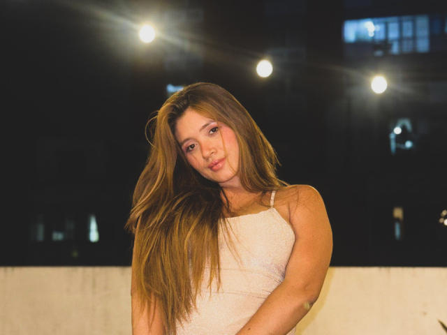 ValeryTomsonp - Live porn &amp; sex cam - 20673298