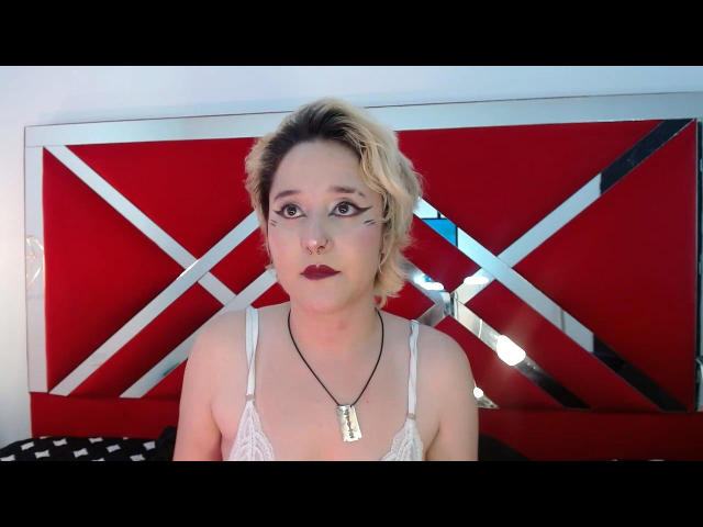 CrowlyeQ - сексуальная веб-камера в реальном времени - 20674474