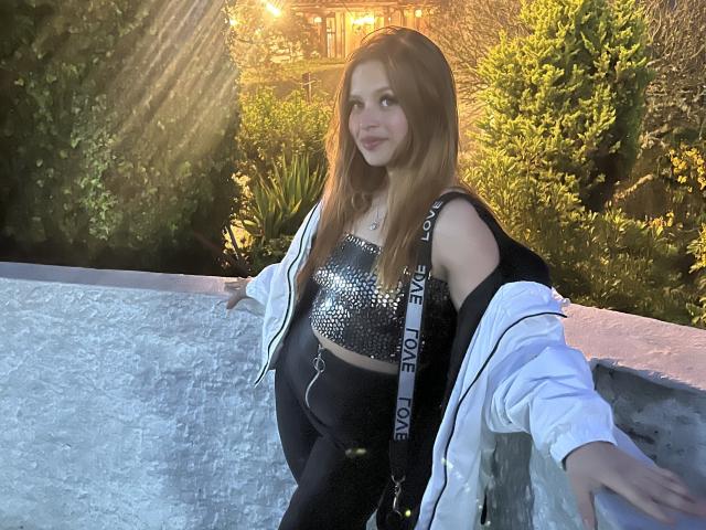 ShantalSummer - Live porn &amp; sex cam - 20677026