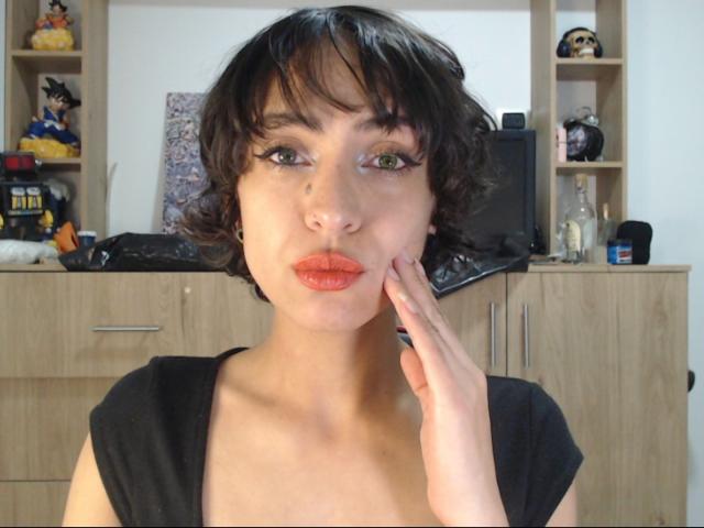 ElaDevilany - Sexe cam en vivo - 20677786