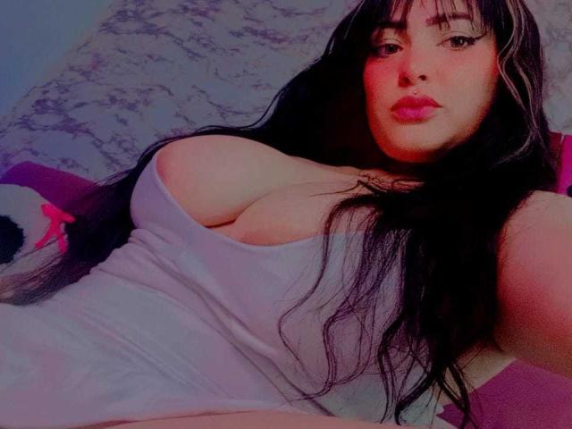 ValeriaJhonsson - Live porn &amp; sex cam - 20677906